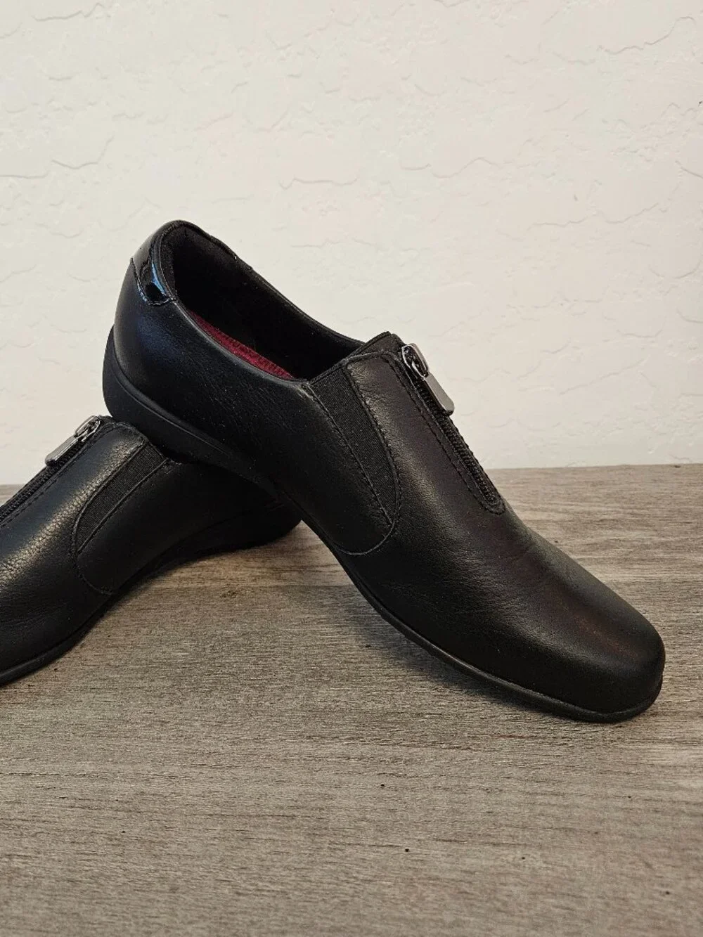 Munro Berkley Black Leather Front Zip Comfort Loafers Shoes - Size 8.5 M
